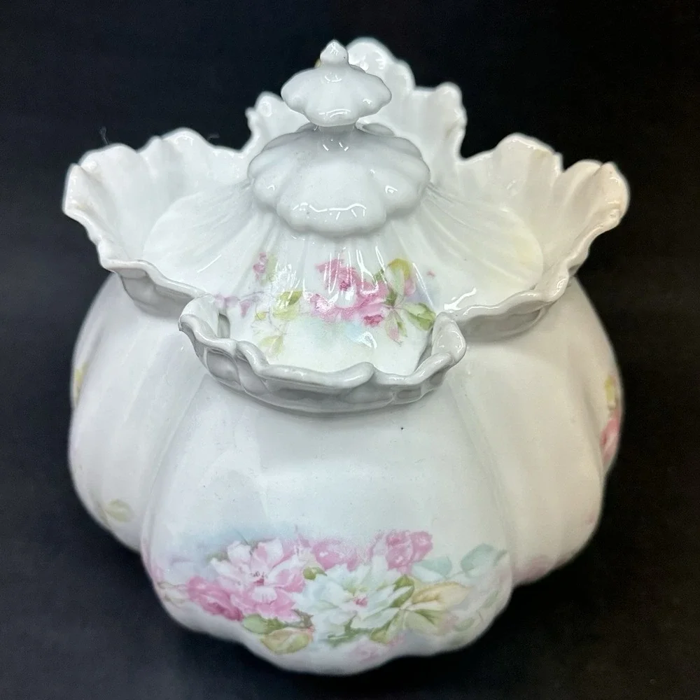 Reinhold Schlegelmilch (RS) Prussia 'Hidden Image' Lidded Sugar Bowl, Antique‎